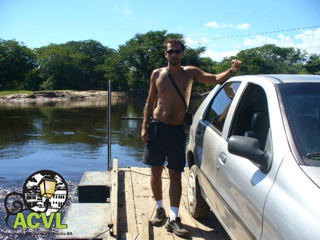 Balsa para o Poço Azul